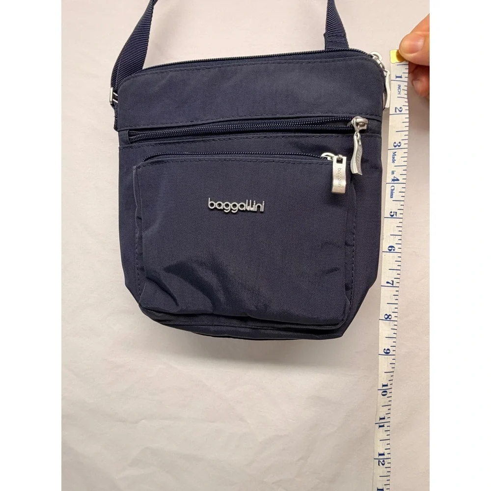 NWOT Baggallini Navy Blue Nylon Crossbody Bag with RFID Blocking&Wristlet Wallet